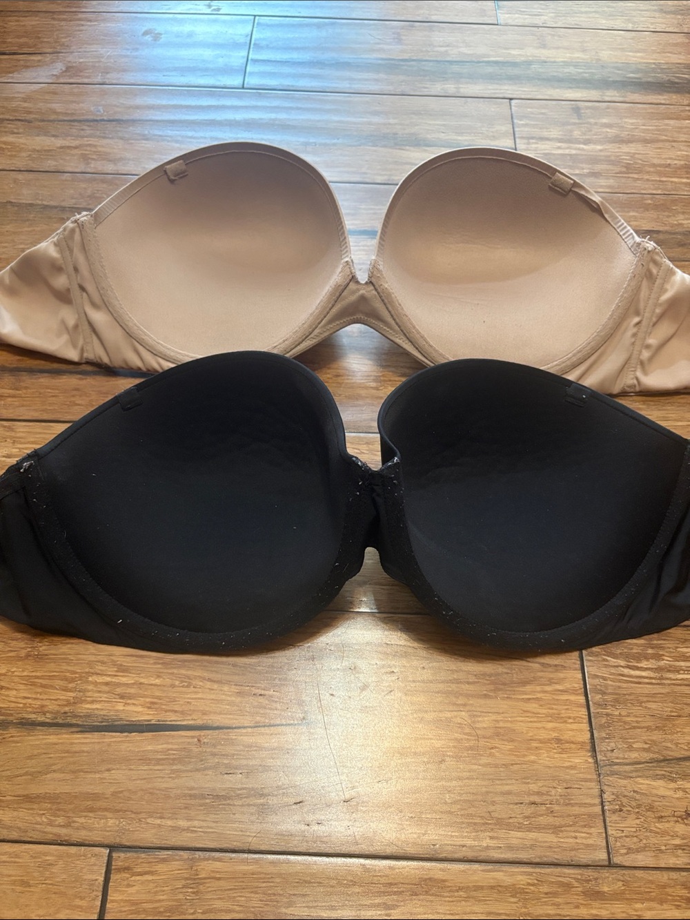 Victoria’s Secret 36DD Bras Lot of 2 Strapless Black Nude Multiway Very Sexy - Picture 5 of 8